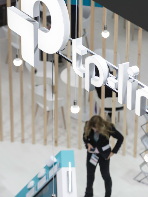 TP-Link_190219_MWC_01_estudicastro